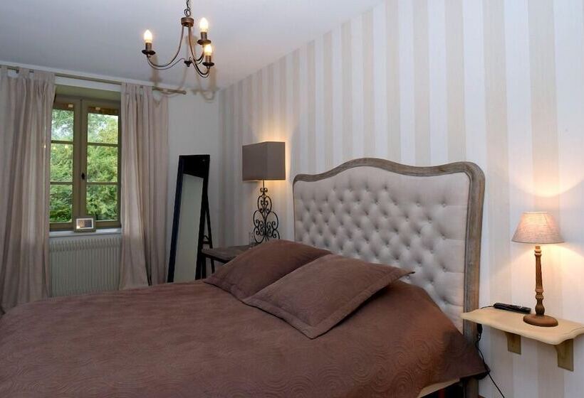 مبيت وإفطار La Correrie