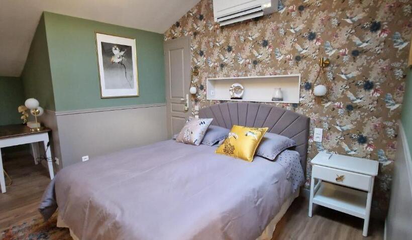 ベッドアンドブレックファースト La Glycine Blanche