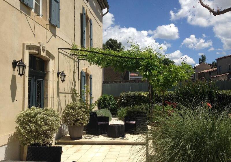 ベッドアンドブレックファースト La Glycine Blanche