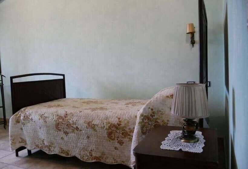 住宿加早餐  La Tenuta Del Campo Di Sopra