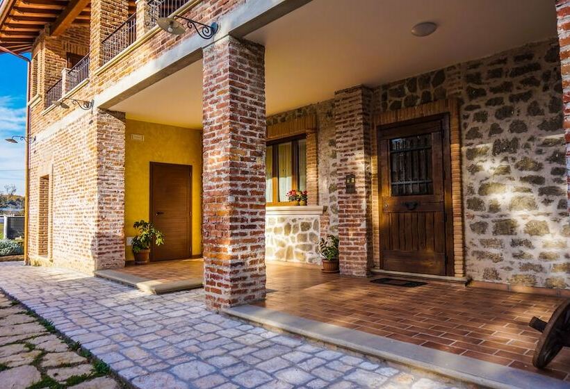 مبيت وإفطار La Tenuta Del Campo Di Sopra