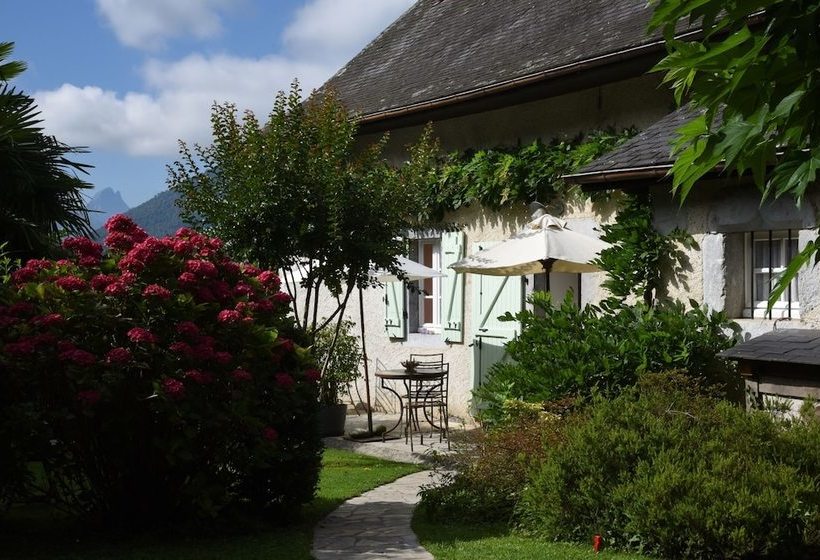 مبيت وإفطار Le Balcon De L'ossau