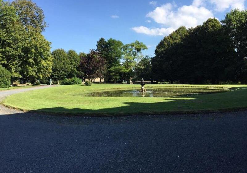 مبيت وإفطار Le Chateau D Asnieres En Bessin