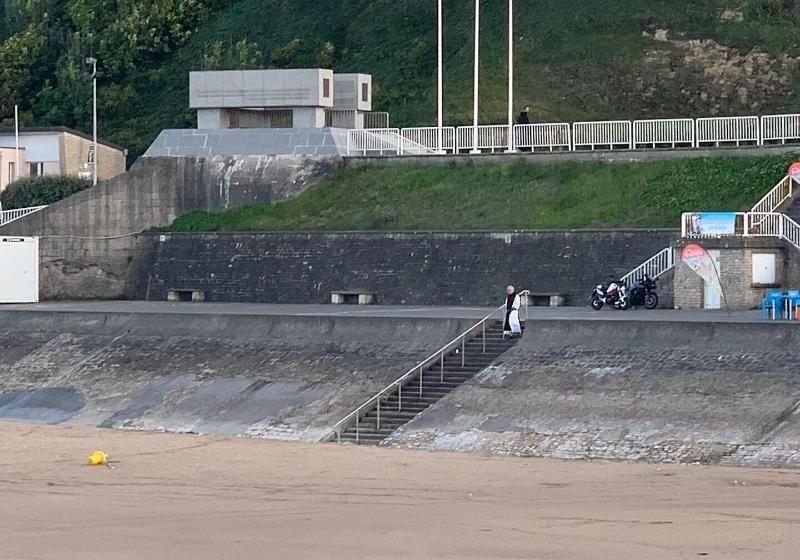 مبيت وإفطار Chateau Des Monts