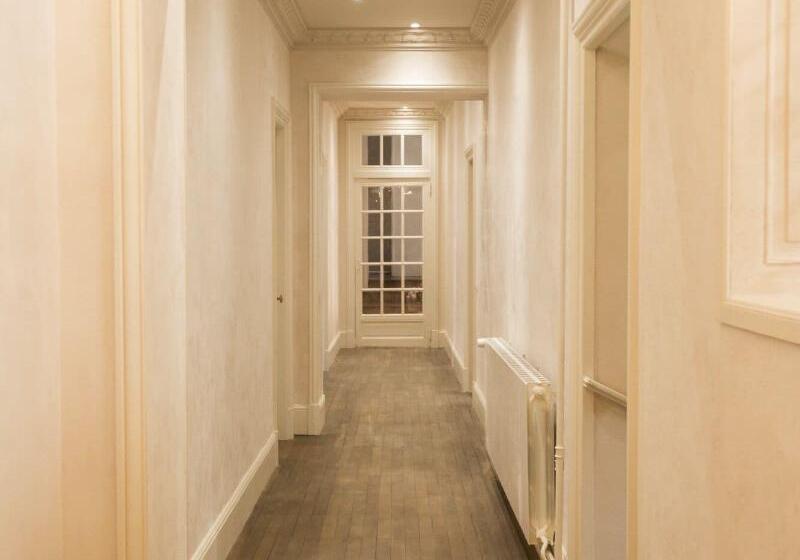 مبيت وإفطار Chateau Des Monts