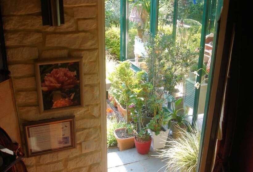 ベッドアンドブレックファースト Le Frêne Fringant