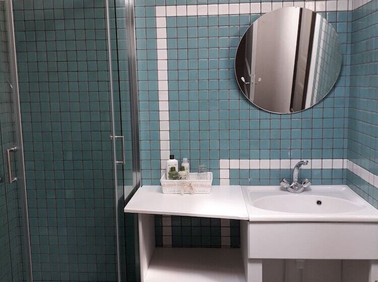 ベッドアンドブレックファースト Le Marais Picotin