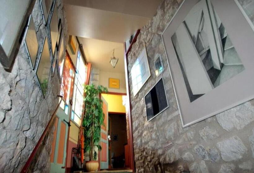 住宿加早餐  Les Chimeres