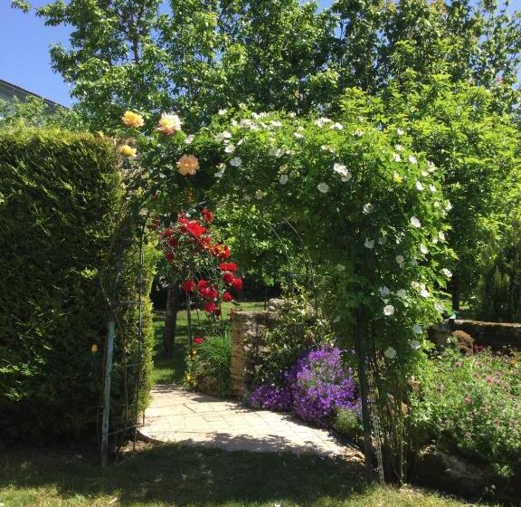 Bed and Breakfast Les Noyers Aulnay