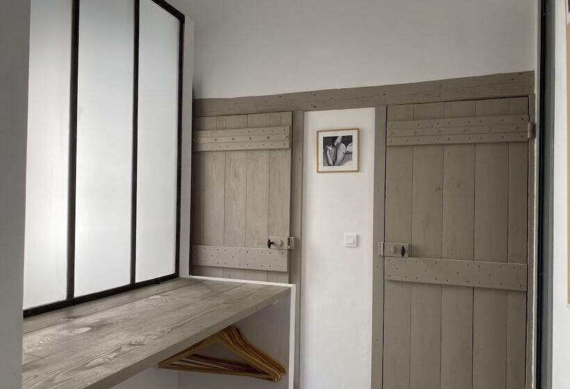 مبيت وإفطار Les Toiles Du 15