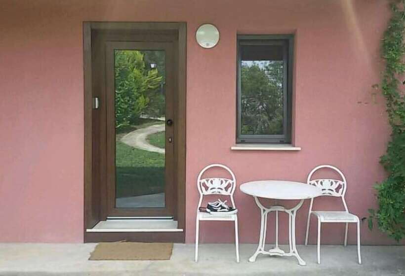 مبيت وإفطار Lovely Cat S Room Urrunaga