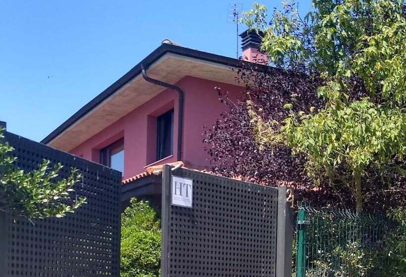 مبيت وإفطار Lovely Cat S Room Urrunaga