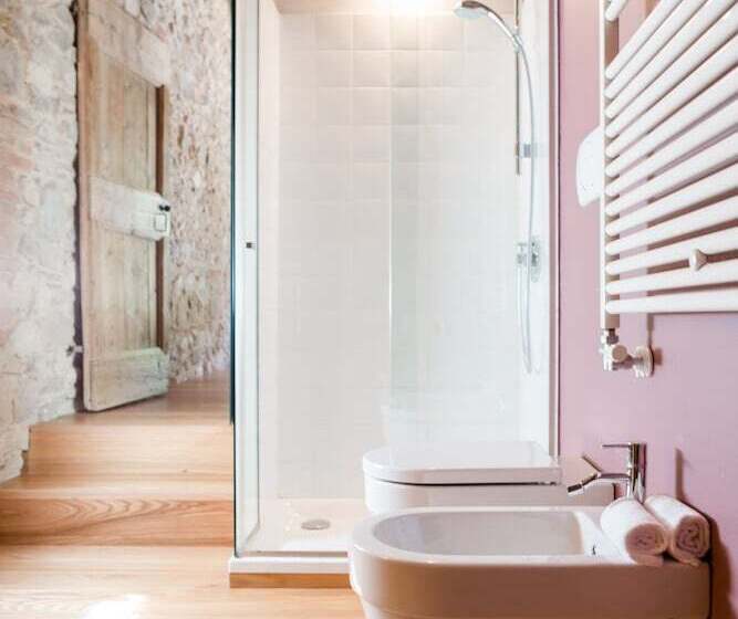 مبيت وإفطار Maeli Winery House