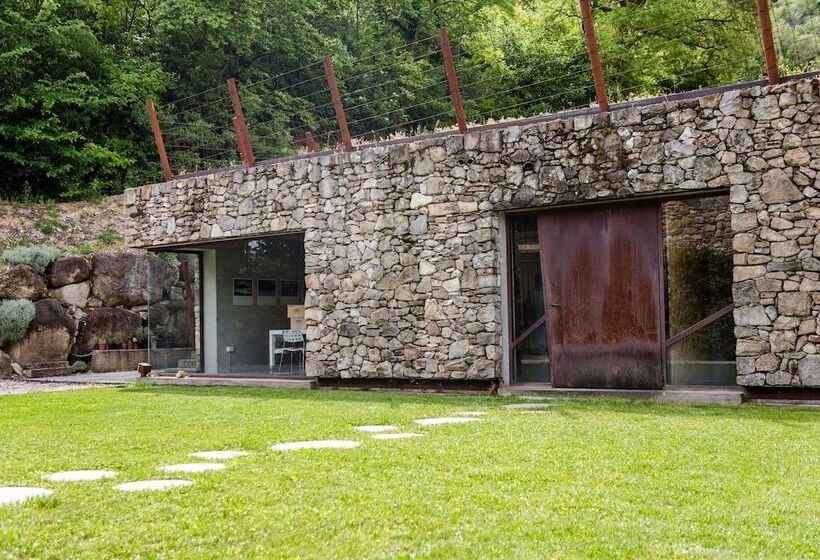 مبيت وإفطار Maeli Winery House