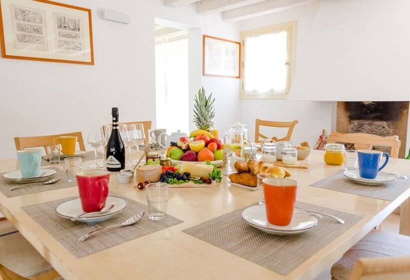 مبيت وإفطار Maeli Winery House