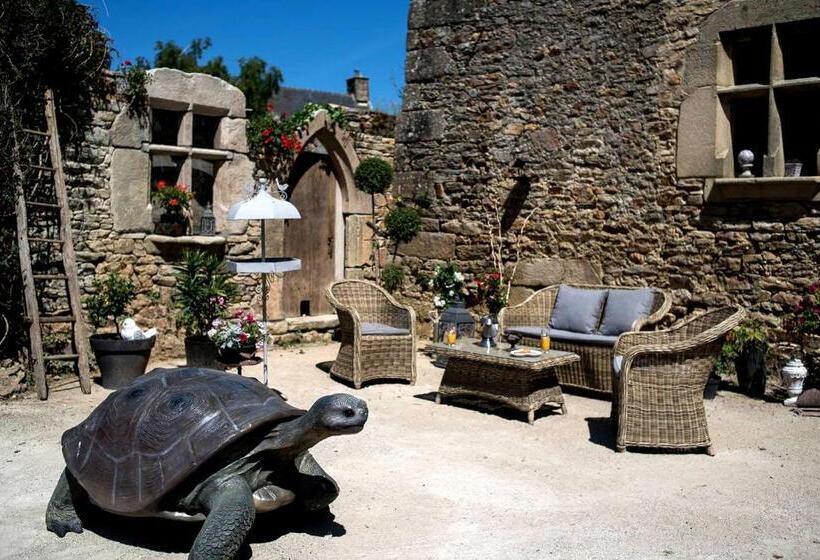 민박 Manoir De La Sénéchaussée De Lantiern