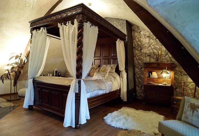 민박 Manoir De La Sénéchaussée De Lantiern