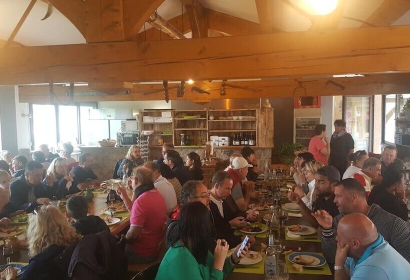 تختخواب و صبحانه San Larenzu