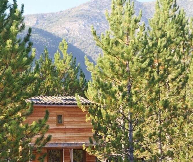 צימר Terre Des Baronnies. Cabanes