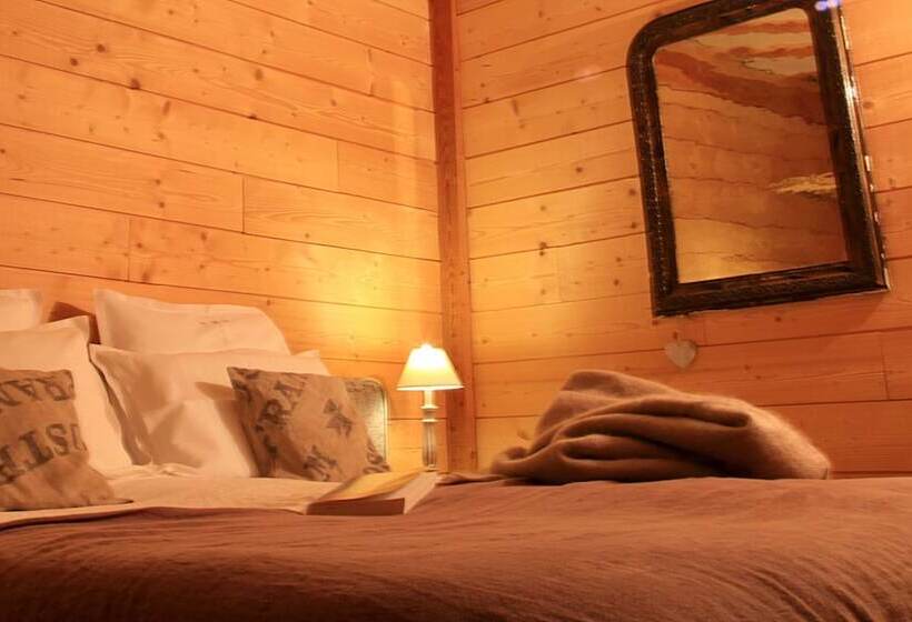 צימר Terre Des Baronnies. Cabanes