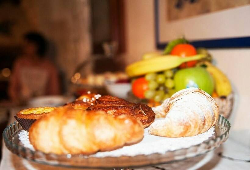 مبيت وإفطار Villa Conti Bassanese