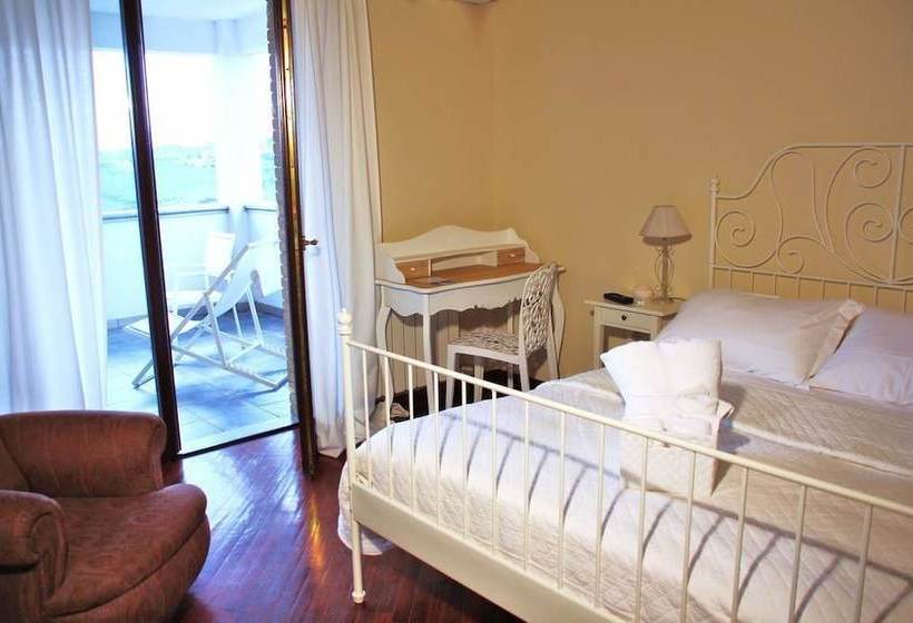 مبيت وإفطار Villa Floridia