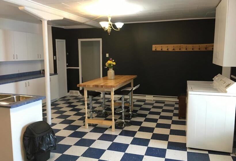 여관 Auberge Au Toit Rouge