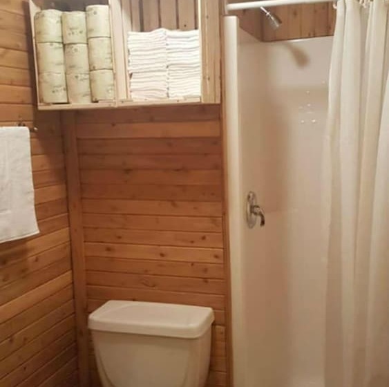 여관 Auberge Au Toit Rouge