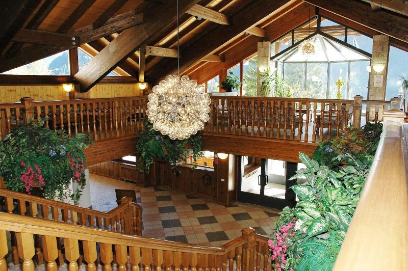 Хостел Bella Italia & Efa Village