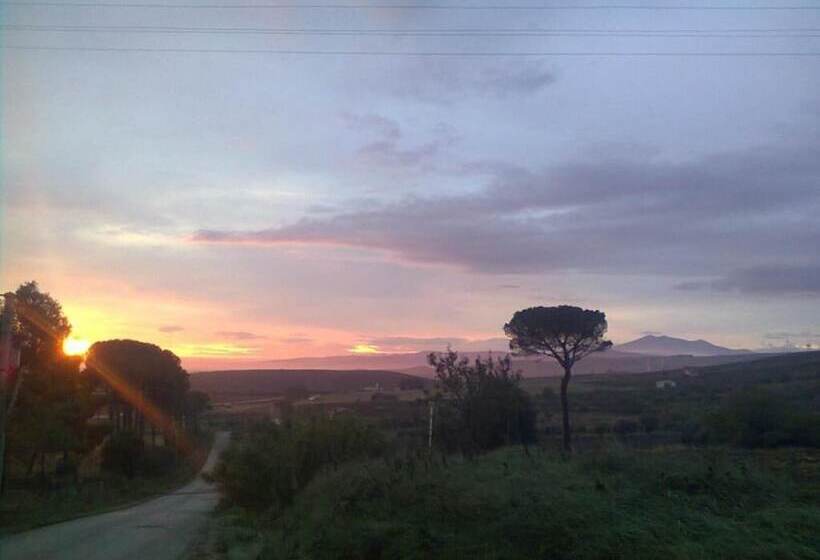 فندق فئة نجمة واحدة L Orecchietta