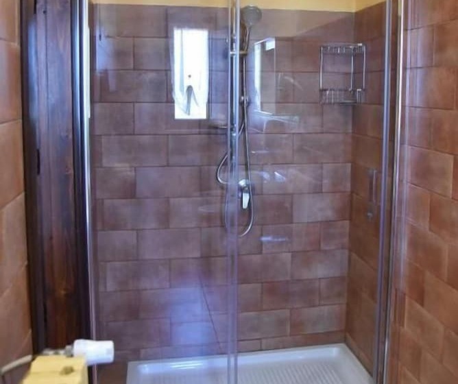 فندق فئة نجمة واحدة L Orecchietta