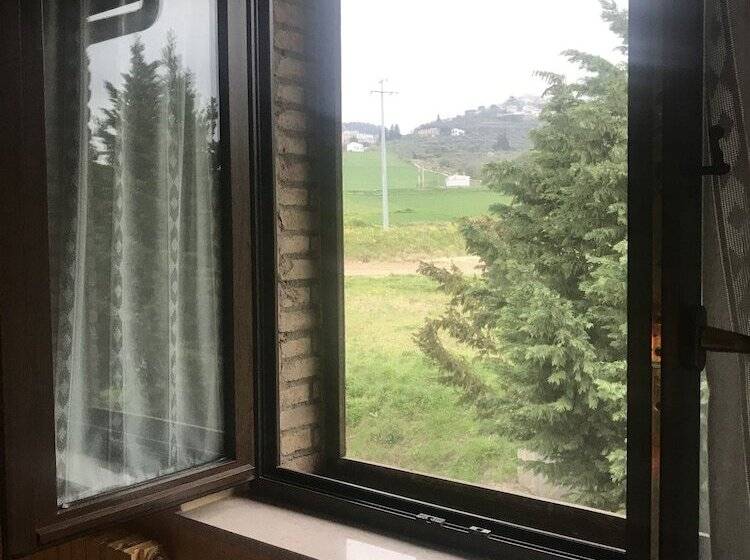 فندق فئة نجمة واحدة L Orecchietta