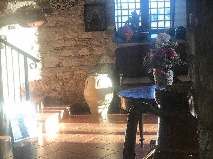 فندق فئة نجمة واحدة L Orecchietta