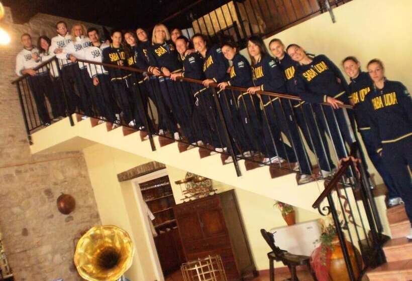 فندق فئة نجمة واحدة L Orecchietta