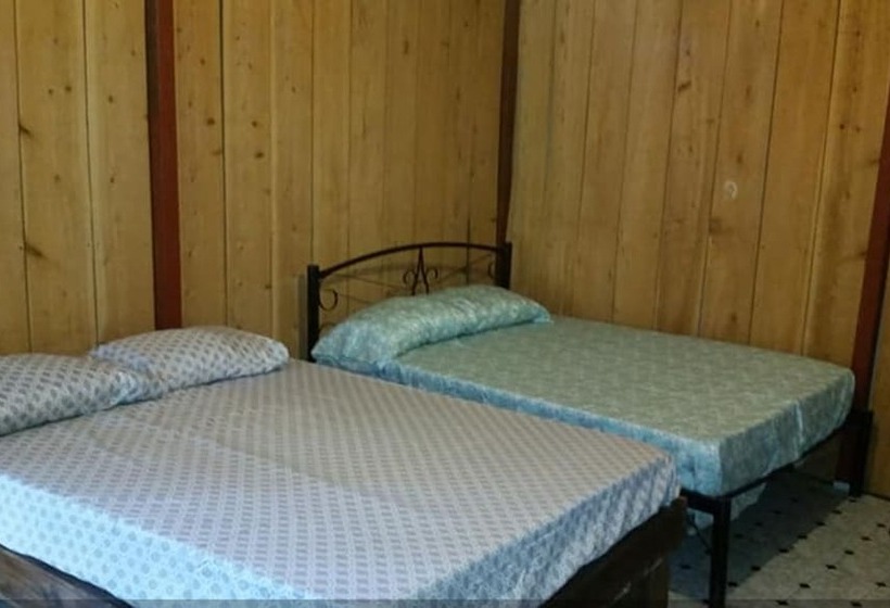 Hostel La Cascada
