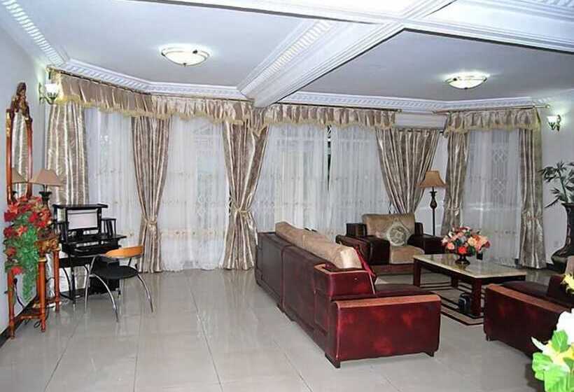 酒店 Acacia Lodge, North Legon