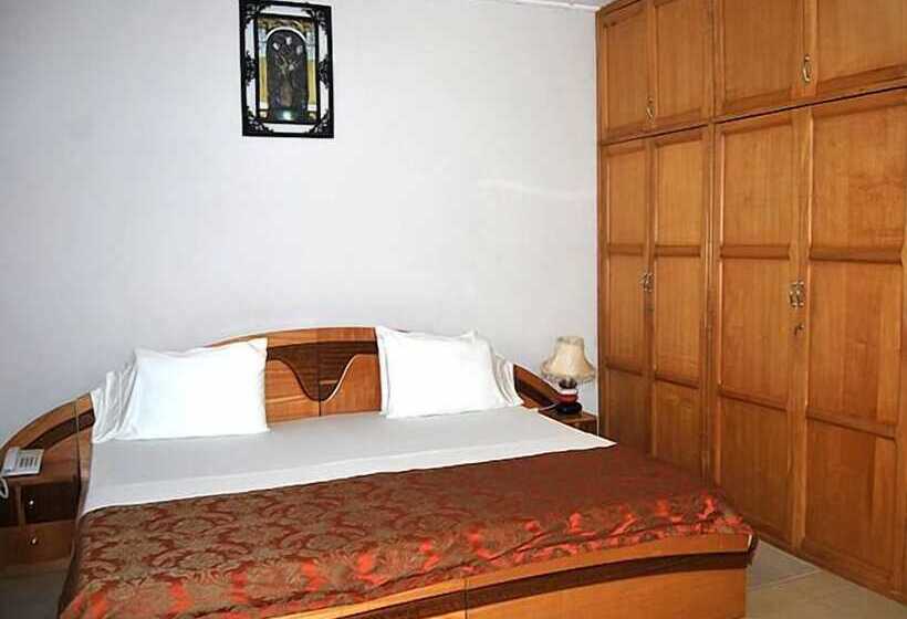 酒店 Acacia Lodge, North Legon