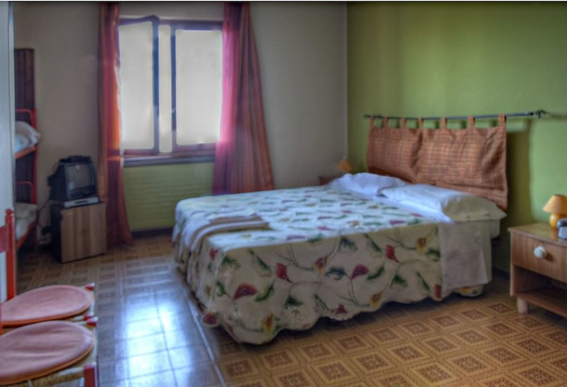 Hotel Albergo Rifugio Monte Cucco