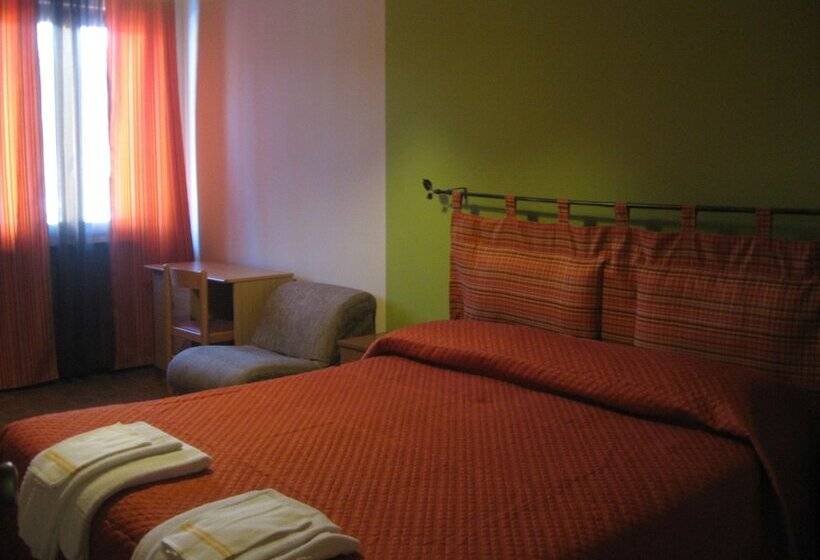 Hotel Albergo Rifugio Monte Cucco