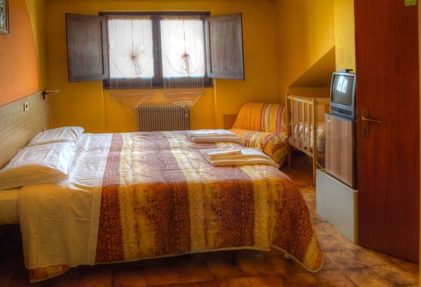 Hotel Albergo Rifugio Monte Cucco