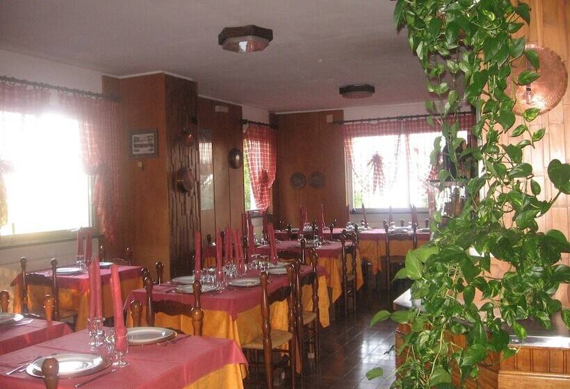 Hotel Albergo Rifugio Monte Cucco