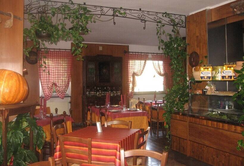 Hotel Albergo Rifugio Monte Cucco