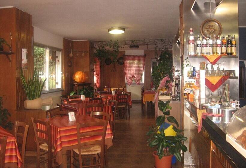 Hotel Albergo Rifugio Monte Cucco