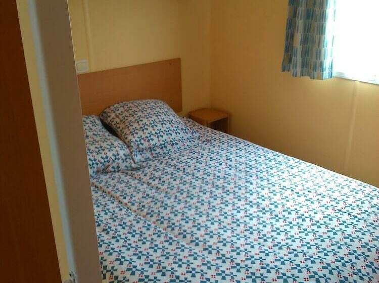 호텔 Etang Vallier Resort Brossac