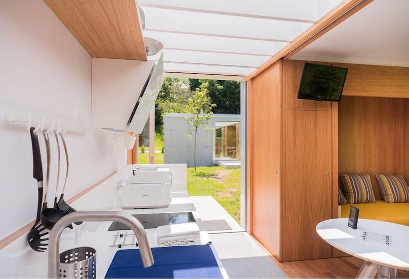 Отель Bungalow Camping Los Manzanos