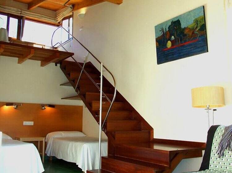 Отель Bungalow Camping Los Manzanos