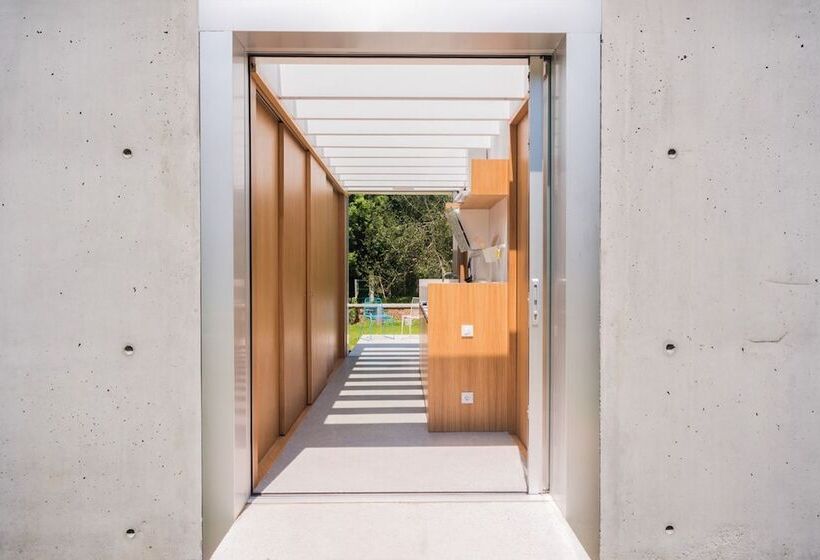 Отель Bungalow Camping Los Manzanos