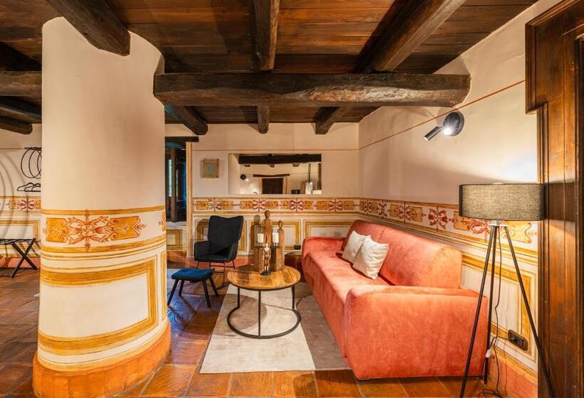 فندق Castello Di Limatola