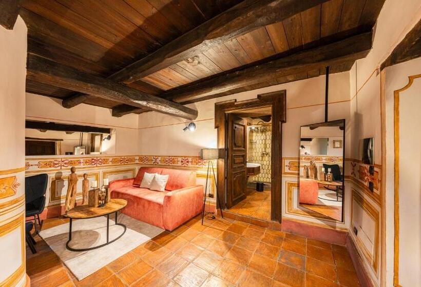 فندق Castello Di Limatola