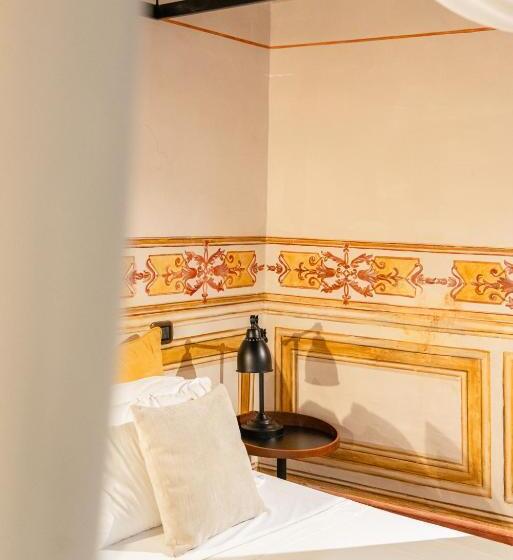 فندق Castello Di Limatola